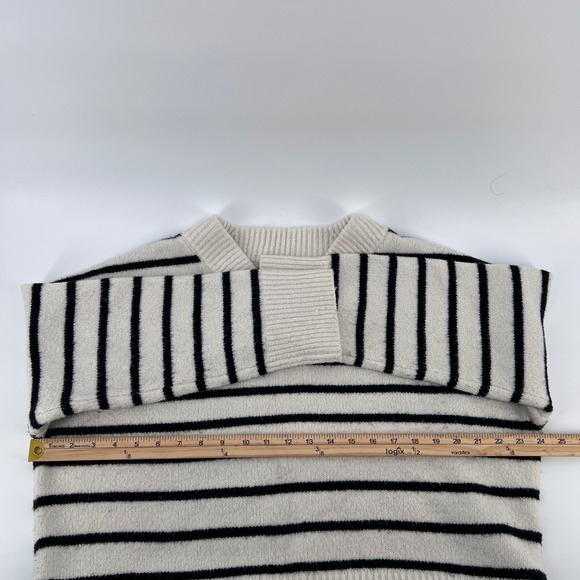 Abercrombie Fitch Striped V Neck Sweater Cream Black Long Sleeve Women's M Crop - Picture 5 of 7